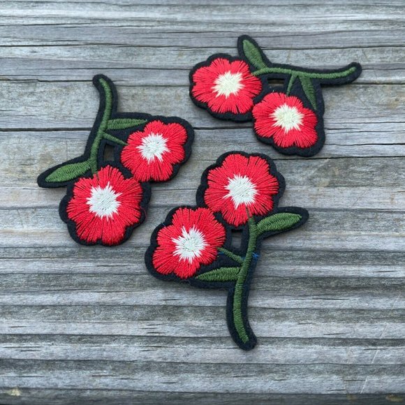 Red Flowers Patches Embroidery Applique Craft Clothes Iron on Patches lot of 3 - Picture 5 of 5